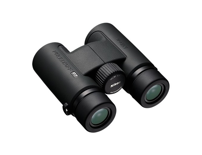 NIKON Prostaff P7  10x30