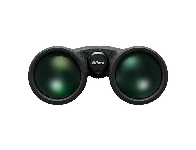 NIKON Prostaff P7  10x42