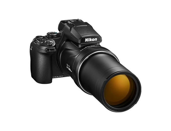 NIKON Coolpix P1100 CMOS 16MP 24-3000 f 28-8
