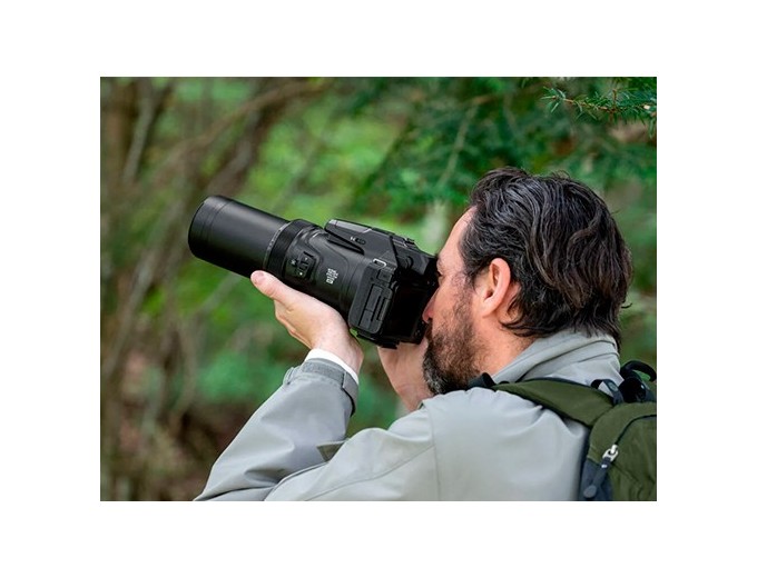 NIKON Coolpix P1100 CMOS 16MP 24-3000 f 28-8