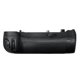 NIKON MB-D18 POIGNEE D'ALIMENTATION D850