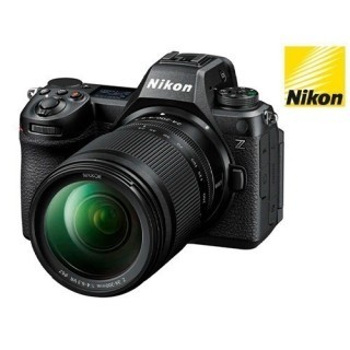 NIKON Z6III    Z 24-200 f 4-63VR