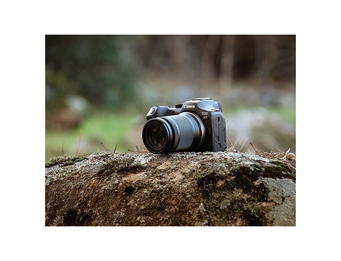 CANON EOS R7     RF-S 18-150