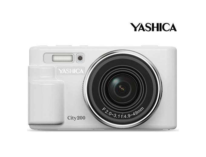 YASHICA CITY 200 WHITE Zoom X10 (338x338) F 2-31