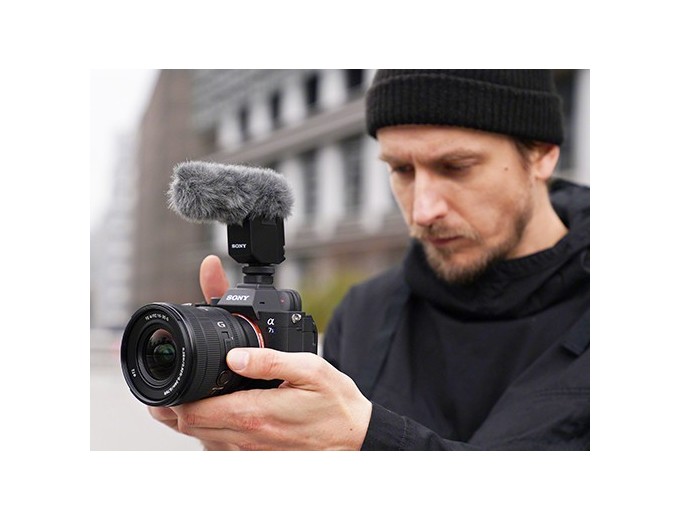 SONY  OBJECTIF FE PZ 16-35mm F4 G